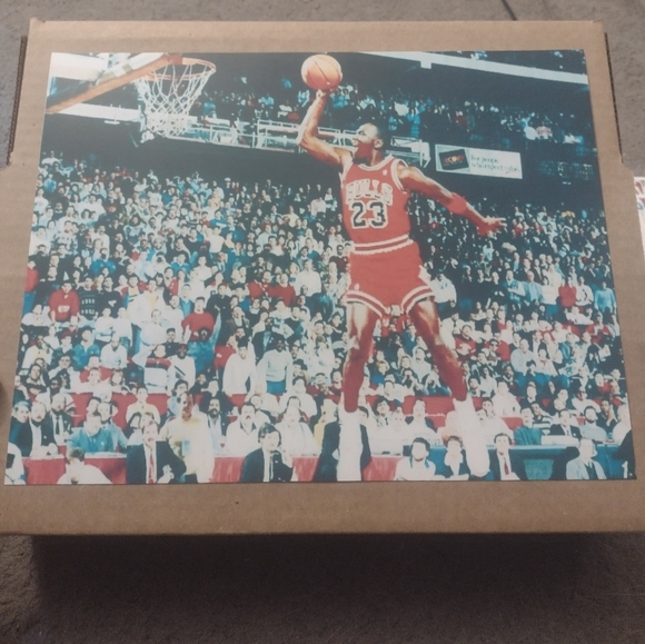 MICHAEL JORDAN BULLS RETRO 8.5x11 FREE THROW LINE DUNK GLOSSY 1988 NBA POSTER - Picture 1 of 10